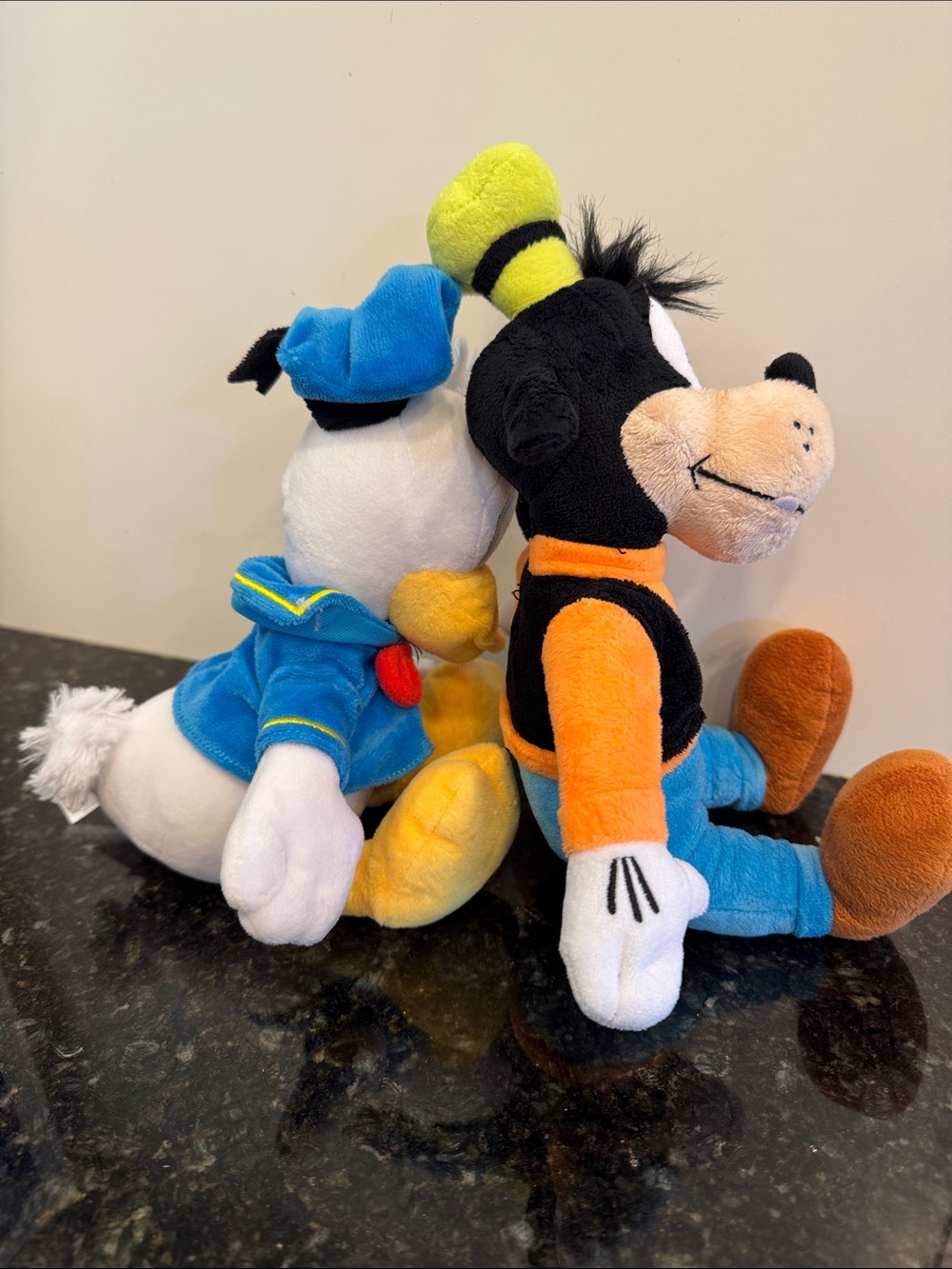 Disney Plush Donald Duck & Goofy Duo - Blue, Yellow, Orange, Brown - Picture 4 of 8